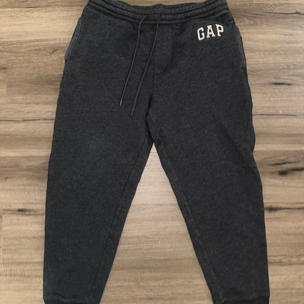 GAP | Y2K Men’s Black Jogger Pants | Size: Large